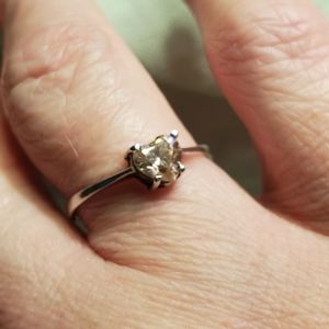 Vintage 925 Silver Heart Stone Ring Size 8